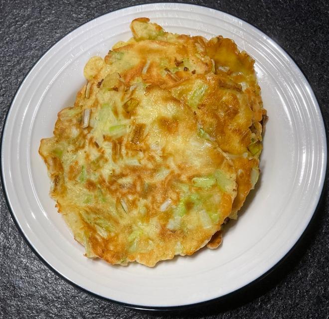 韭黄炒蛋饼