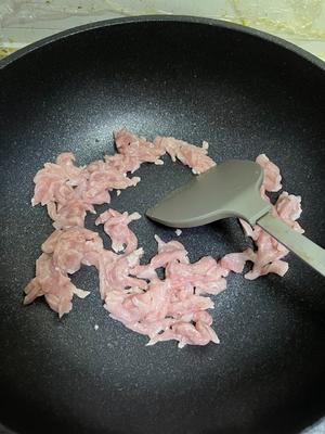 下饭我已经说累了-韭黄肉丝