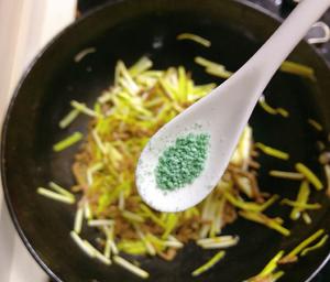 韭黄炒肉丝 ➰韭黄不只炒鸡蛋才好吃啊?