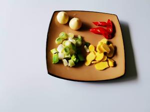 川菜俏荤的代表—韭黄肉丝