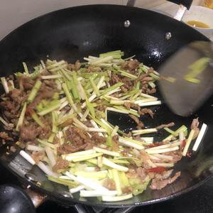 最好吃的韭黄炒肉