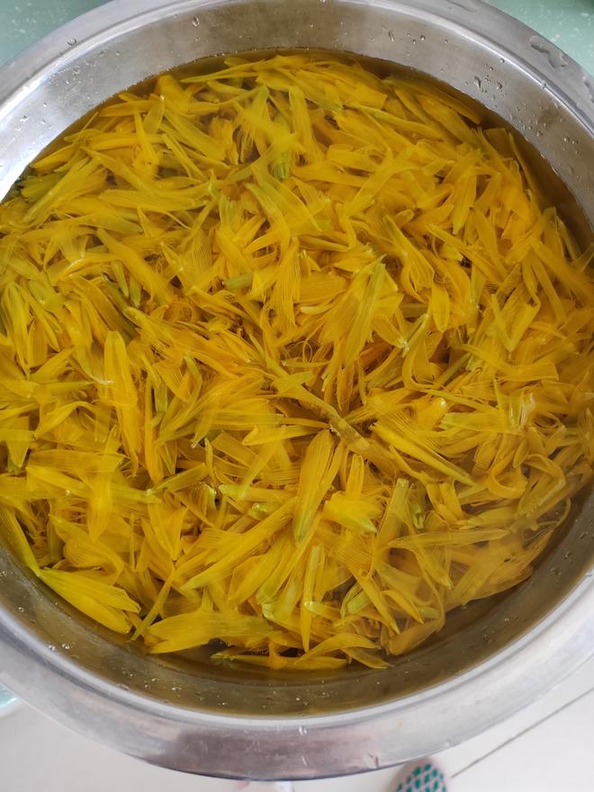 新鲜黄花菜处理