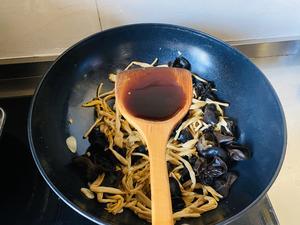爽口黑木耳黄花菜