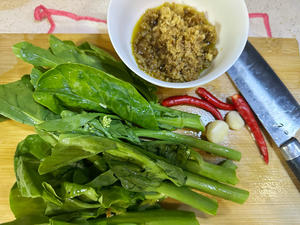 肉沫炒芥兰