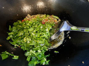 肉沫炒芥兰