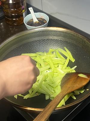 脆口：清炒芥蓝