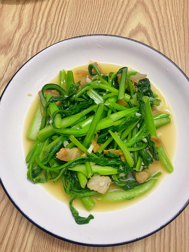 《猪油渣炒广东菜心》青菜