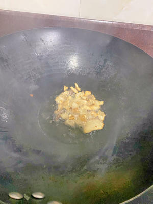 《猪油渣炒广东菜心》青菜