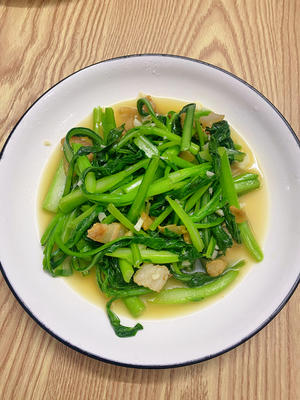 《猪油渣炒广东菜心》青菜