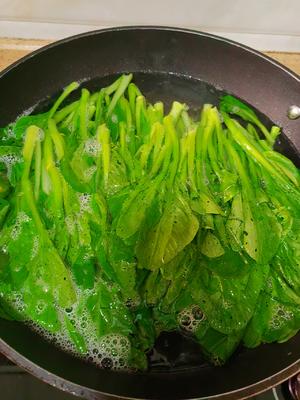 鲜嫩爽脆的蚝油菜心