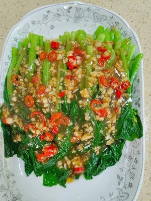 鲜嫩爽脆的蚝油菜心
