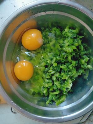 茼蒿鸡蛋饼