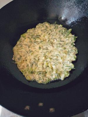 茼蒿鸡蛋饼