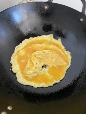 这么操作，油菜炒鸡蛋超好吃