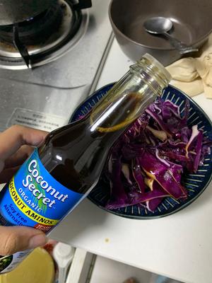 weakcement凉拌紫甘蓝