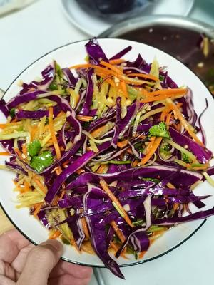 减脂蔬菜【凉拌紫甘蓝黄瓜】