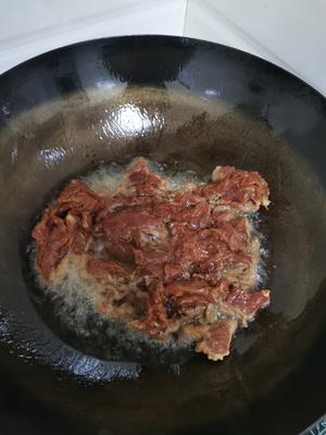 牛肉蒜薹