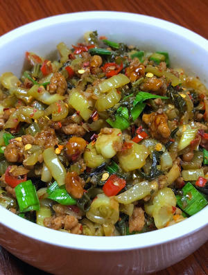 上海青酸菜炒肉末太费米饭了｜做法简单