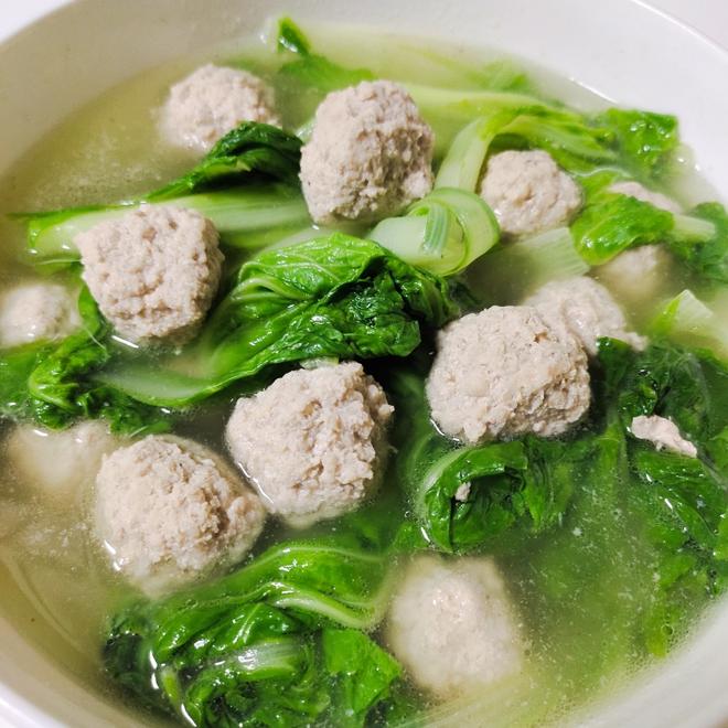 小白菜丸子汤