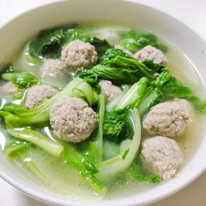 小白菜丸子汤