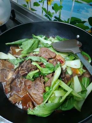 牛肉烧青菜