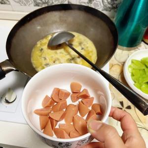 家烧上汤莴笋