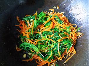 清炒菠菜胡萝卜丝