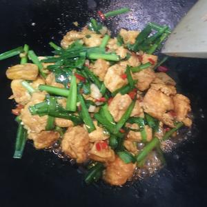 超简单的韭菜豆腐