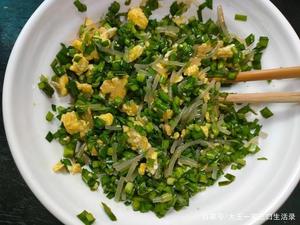 不用揉面，不用擀皮的韭菜鸡蛋发面馅饼