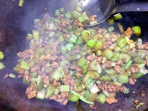 下饭菜：肉末芹菜