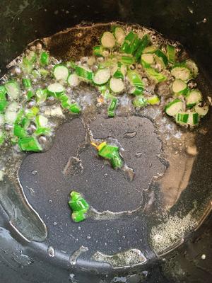 芹菜木耳炒蛋