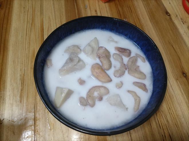 椰汁奶芋水菱角