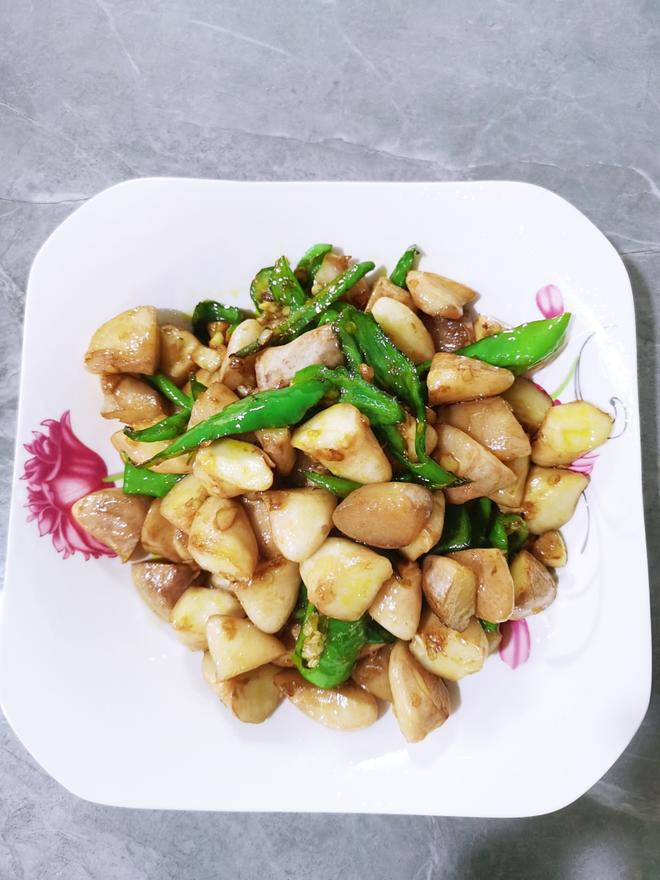 炒菱角