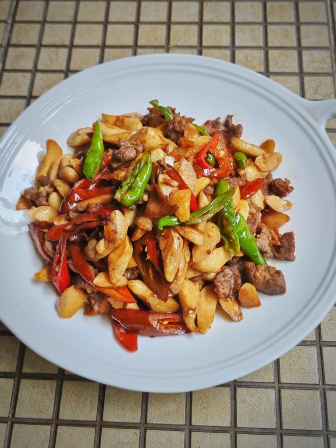 菱角炒肉
