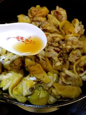 菱角系列之--鸡肉焖莲角