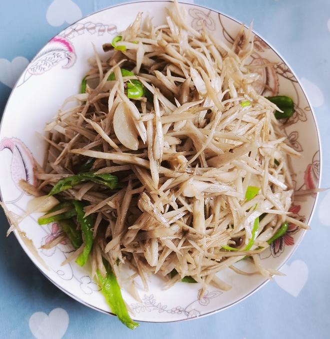 清炒牛蒡丝
