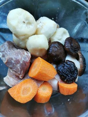 珍珠马蹄肉丸子