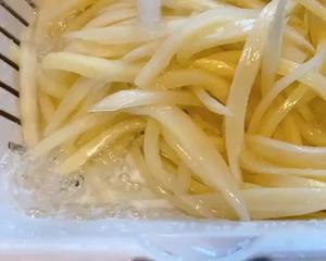 三种版本之茭白丝炒蛋