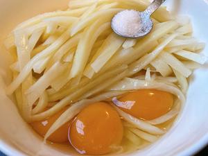 三种版本之茭白丝炒蛋