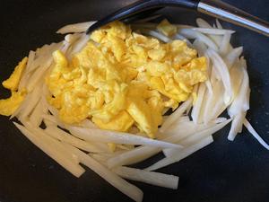 三种版本之茭白丝炒蛋