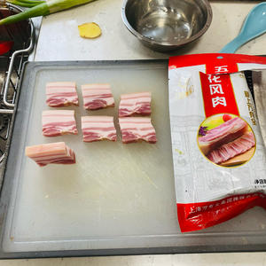 咸肉排骨冬笋腌笃鲜