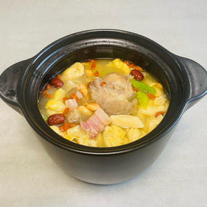 咸肉排骨冬笋腌笃鲜
