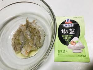 春笋鲜虾片煲汤