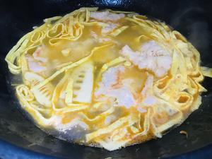 春笋鲜虾片煲汤