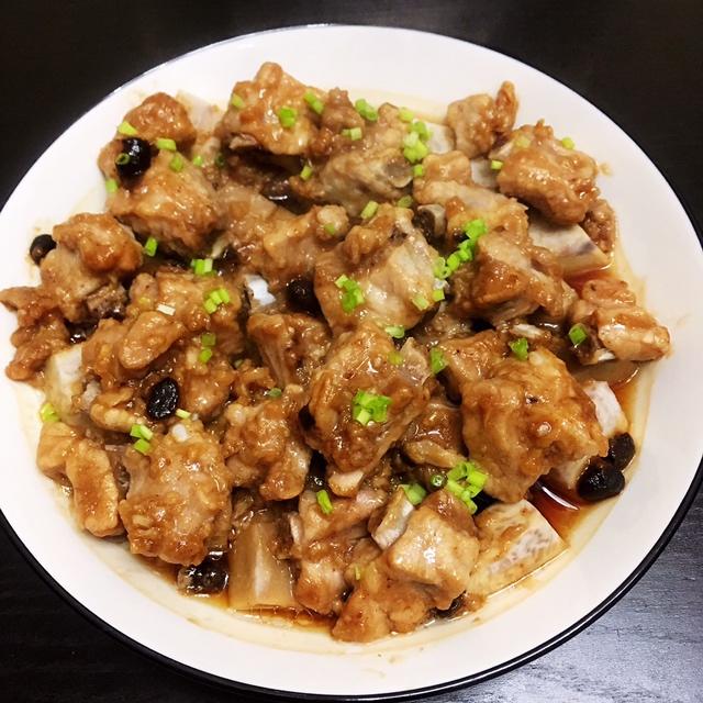 荔浦芋头蒸排骨