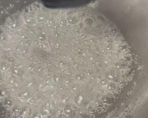 拔丝荔浦芋头（附炒糖视频）