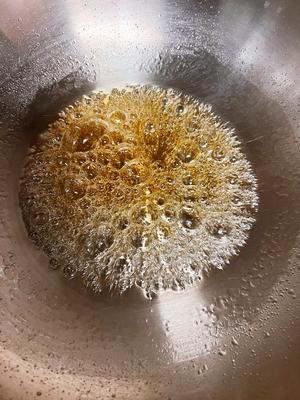拔丝荔浦芋头（附炒糖视频）