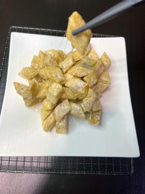 拔丝荔浦芋头（附炒糖视频）
