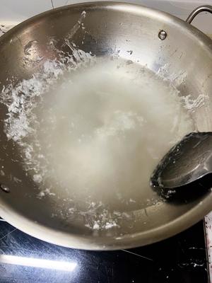 拔丝荔浦芋头（附炒糖视频）