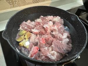 冬日限定——清炖萝卜牛腩（照例附蘸料）
